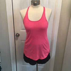 LULULEMON CORAL PINK TANK